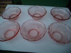 Gyönyörű rózsaszín üveg kompótós tányérok 6 db barokk mintás