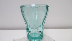 Cseh üveg váza halvány türkiz, különleges forma