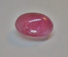 Szép valódi rubin kő 1db​ 13,7ct