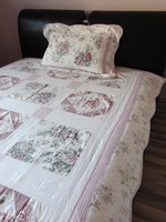   Szépséges rózsás patchwork ágytakaró + párnahuzat 