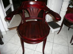 KURIÓZUM! Antik, eredeti nagy méretű Thonet-Mundus főnöki szék hibátlan állapotban eladó