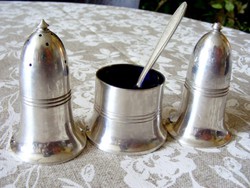Art deko ezüstözött asztali fűszeres készlet, só bors szóró és egy kis paprika vagy egyéb fűszeres