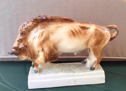 Zsolnay bölény, bivaly, bika hibátlan figura