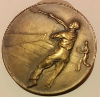 Tenisz férfi páros 1935 ből sportérem, vésett LLGTSK II.bronz, mérete :38mm,Hawel Bp.gyártói jelzésü