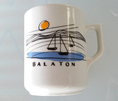 Zsolnay Balaton feliratos vitorlás hajós porcelán bögre 9,5 cm