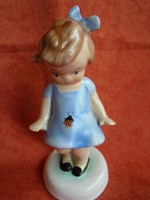 Bodrogkeresztúri kék ruhás katicás kislány figura. 