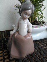  LLADRO jelzett.. spanyol porcelán kislány