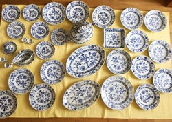 Teljes Meisseni hagymás porcelán étkészlet 1885-1934