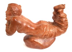 Tóth Valéria "Tóth Vali" fekvő nő terrakotta szobor