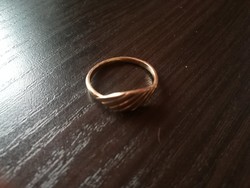 Női 14karátos aranygyűrű 