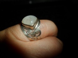 Ezüst gyűrű / holdkő