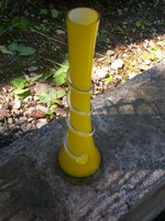 Színes üvegváza, 25 cm, rátétes sárga üveg váza