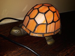 Tiffany làmpa teknős forma