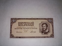 Egymillió Milpengő  1946-os ,  Nagyon szép ropogós bankjegy !