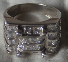 Ezüst férfi gyűrű különleges design 925-ös