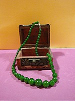 Természetes sötétzöld smaragd gyöngy nyaklánc, 6-14 mm gyöngyökből