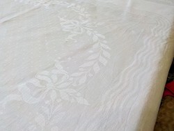 Fehér damaszt abrosz , asztalterítő 160 x 220 cm. 