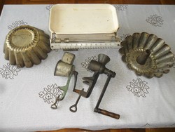 Régi konyhai eszközök (mérleg, kuglófsütők, mákdráló, diódaráló)