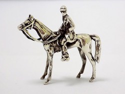 Ezüst lovas katona miniatűr (ZAL-BI40190)