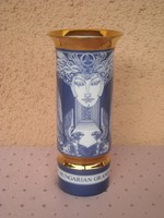 Szász Endre hollóházi Forma-1-es porcelán váza (lila)