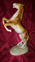 Royal Dux porcelán ló (nagy méret)