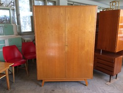 Retro régi kétajtós szekrény ruhásszekrény 60-as évek