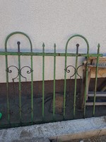 Kovácsolt vas kerítés 11m hosszú