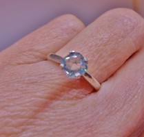 Csodálatos valódi 0,56ct  Moissanite gyémántos ezüstgyűrű 