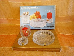 Régi Oberglas Ausztria 3 részes kristály/üveg dohányzó készlet: hamutál, cigi tartó, gyertyatartó