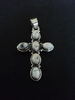 Különleges szép ezüst kereszt agate   drágakővekkel díszítve 
