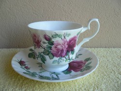 Roy Kirkham angol porcelán cappuccinos csésze alátéttel rózsás