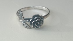 Ezüst gyűrű rózsa díszítéssel 925 