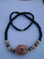 Antique art deco style women's necklace; onyx and jasper? From minerals, unused
