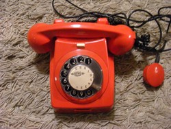 retro tárcsás telefon