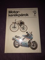 Motorkerékpárok búvár zsebkönyv