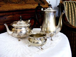 Kb. 100 éves, antik, ezüstözött alpakka, kávés vagy teás készlet, két kanna és tejszínes kiöntő
