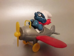 Schleich hupikék törpike pilóta 1981-ből törpe figura gyüjtőknek