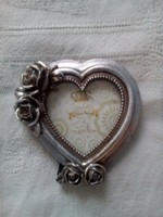 Bájos, vintage jellegű, szív alakú, rózsás asztali képkeret (fényképtartó) FOGLALT!