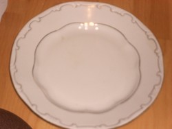 Zsolnay  aranycsíkos lapos tányér