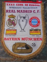 1987-es Bayern München-Real Madrid BEK elődöntő zászló.Extra ritka.Eredeti.