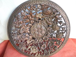 Ritka!19.századi áttört virágos öntött vas fali tányér