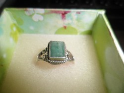 Ezüst gyűrű / smaragd