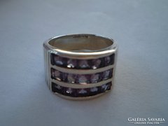 Csillogó ezüst ametiszt köves széles gyűrű