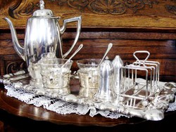 Tea és pirítós két személyre, antik, ezüstözött reggeliző készlet, kanna, csészék, pirítós tartó
