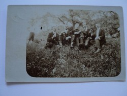 Családi fotó képeslap Fiume /1914/