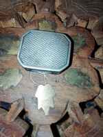 Antik ezüst mini dobozka hibátlan állapotban van és jelezve 