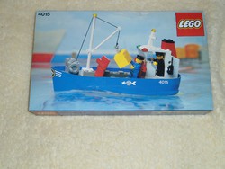 Lego 4015 1982 vintage ship unopened