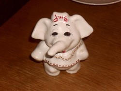 Porcelán elefánt