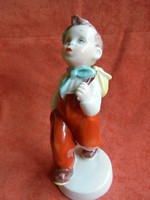Csehszlovák porcelán batyus fiú figura