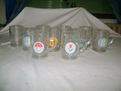 Retro vizes pohár - tíz darab - számos, figurás